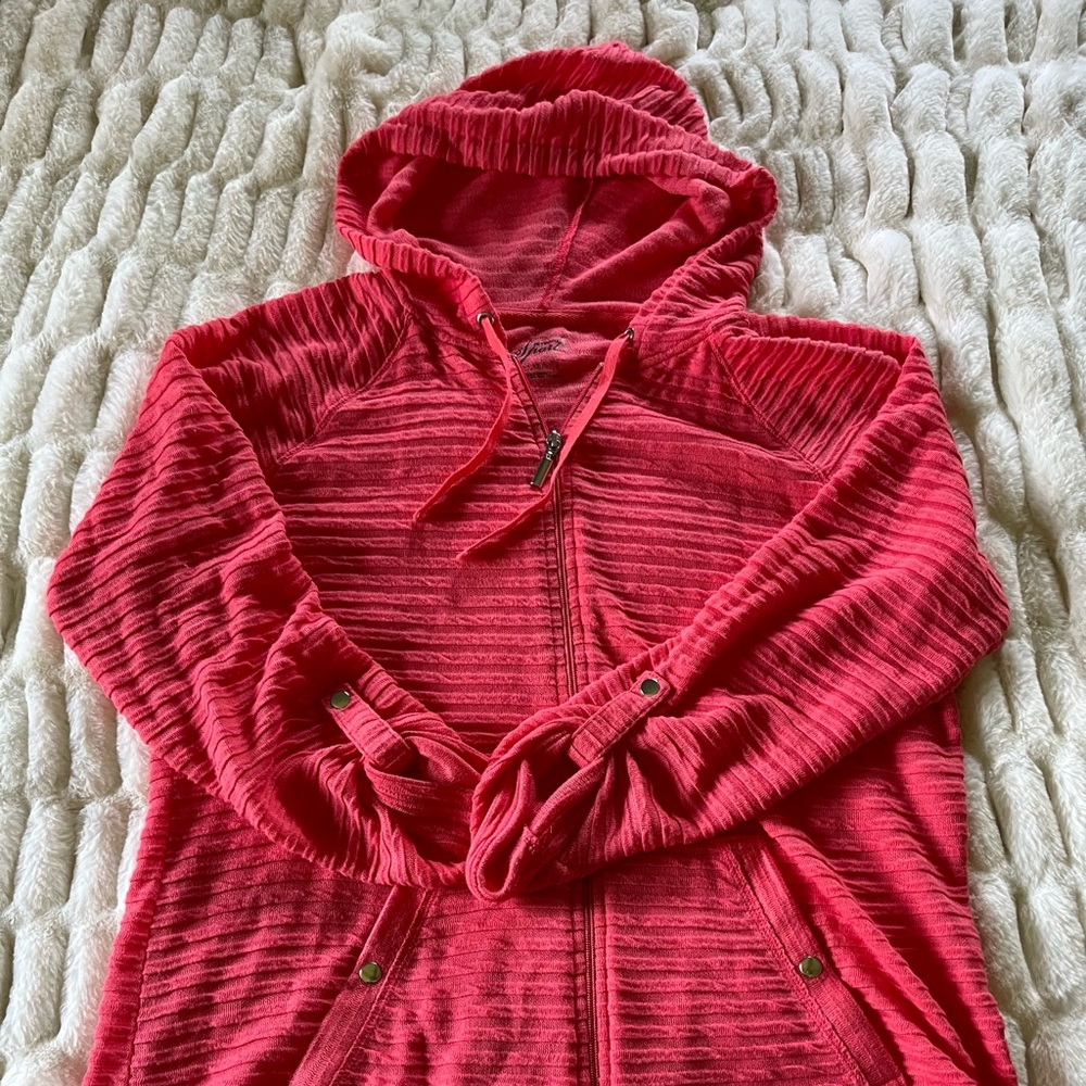Macy’s Style & Co Sport orange striped hoodie jacket❣️